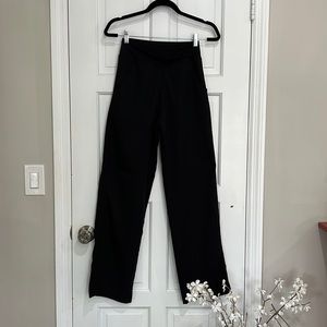 High-waist black scrub pants